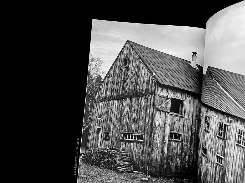 Hole & Corner Magazine Issue 21 (The Restless Issue) – loremnotipsum.com