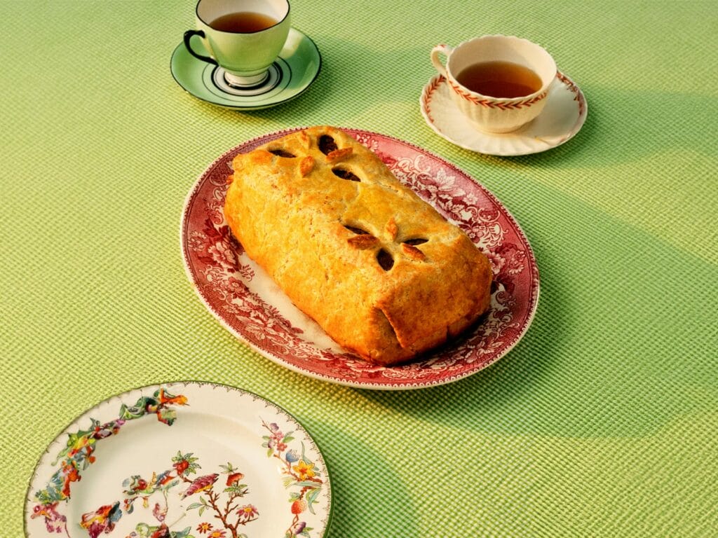 Cake Zine Volume 3 (the Humble Pie) – loremnotipsum.com