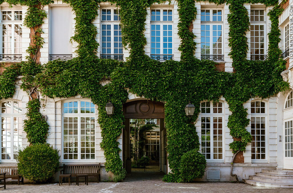 The Weekender Book Paris by Charlotte Bergan Cioli – loremnotipsum.com